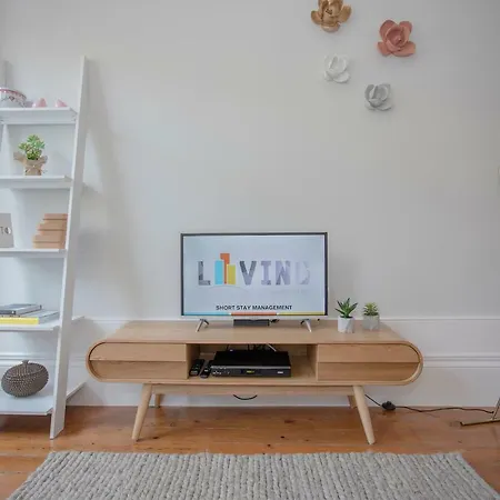 Liiiving In - Santa Catarina Mezzanine *