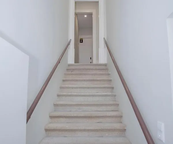 Liiiving In - Santa Catarina Mezzanine Порту