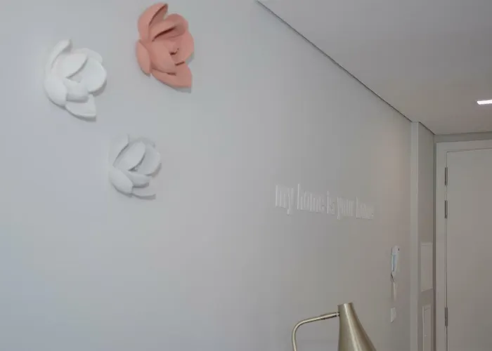 Liiiving In - Santa Catarina Mezzanine Апартаменты Порту