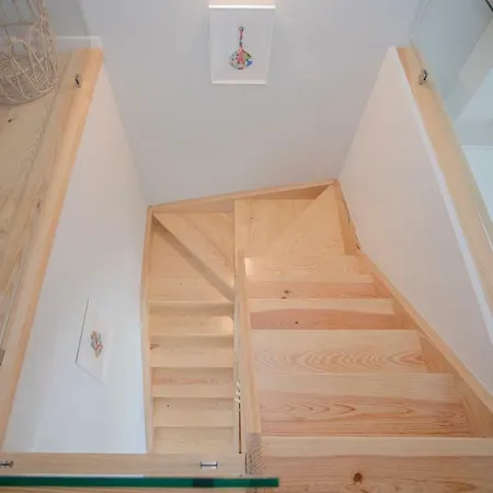 Liiiving In - Santa Catarina Mezzanine Apartment Porto