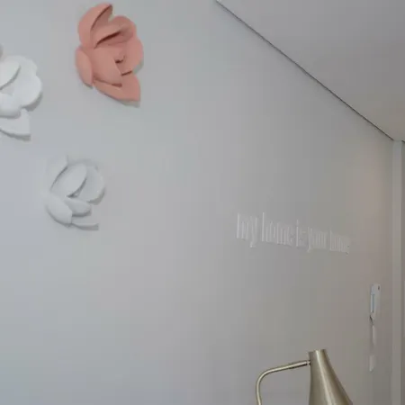 Liiiving In - Santa Catarina Mezzanine Appartement Oporto